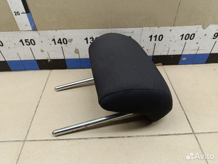 Подголовник VW Jetta 2011