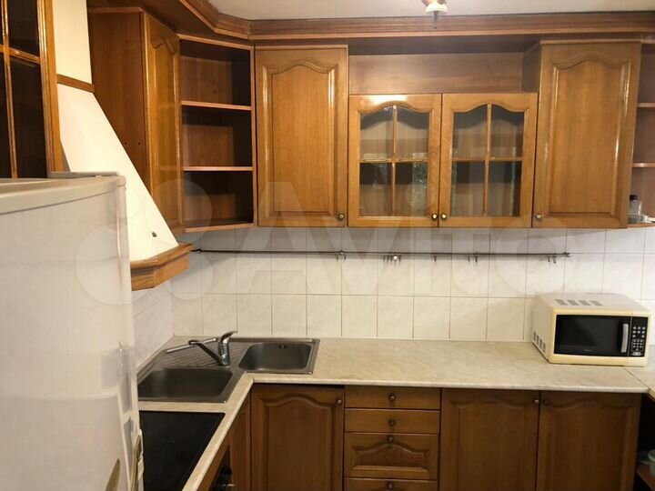 3-к. квартира, 135,9 м², 3/5 эт.