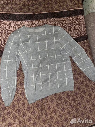 Свитер в клетку