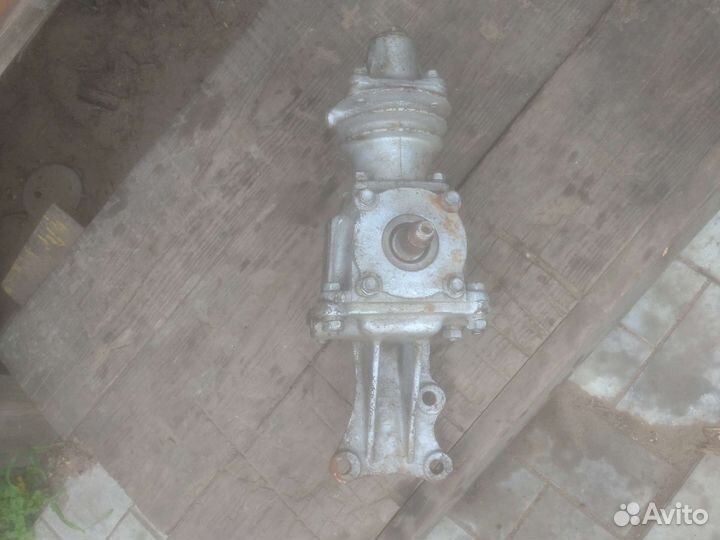 Компрессор газ 66