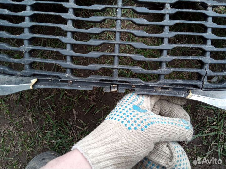 Решетка радиатора Киа Рио, Хундай