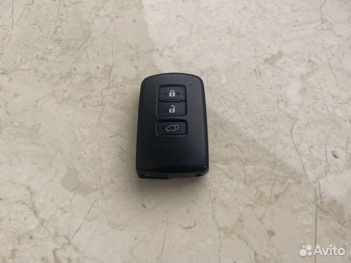 Смарт ключ Toyota Rav4 Camry Keyless Go