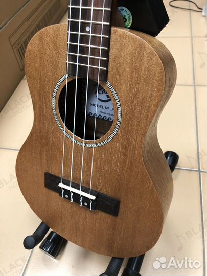 Укулеле тенор (индонезия) натуральный цвет