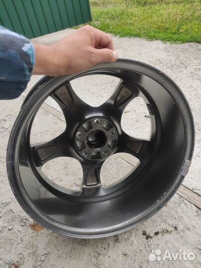 Литые диски с Toyota 7j r17