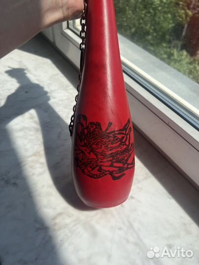 Бутылка для коллекции в кожаном чехле