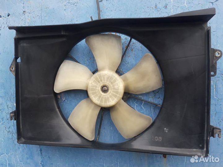 Диффузор радиатора Тойота