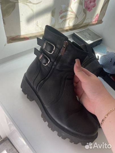Ботинки женские