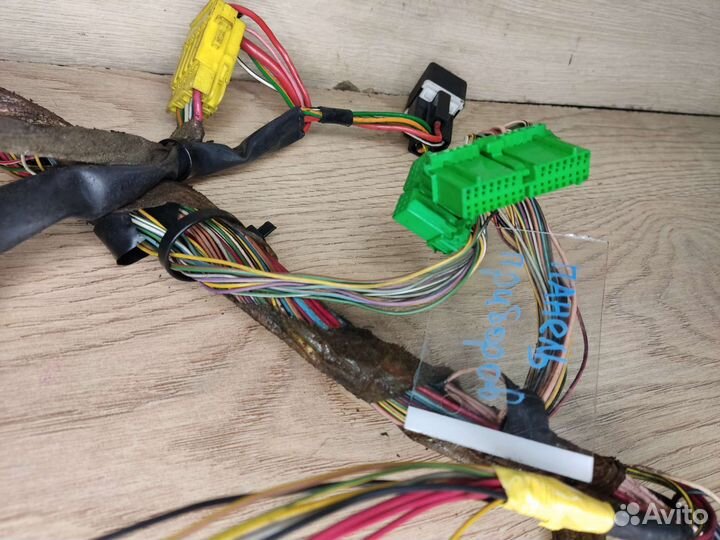 Проводка салона, Volvo 850