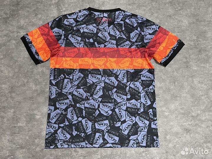 Футбольная форм Рома 2023