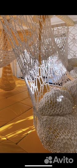 Няня в детской игровой комнате