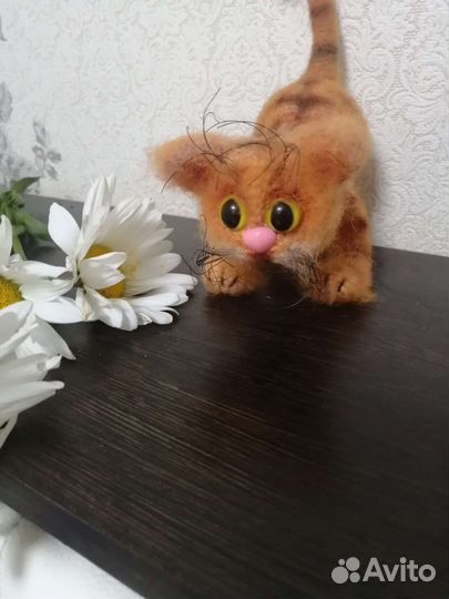 Игрушка вязаная кот