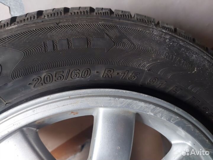 Колесо на Ауди r15