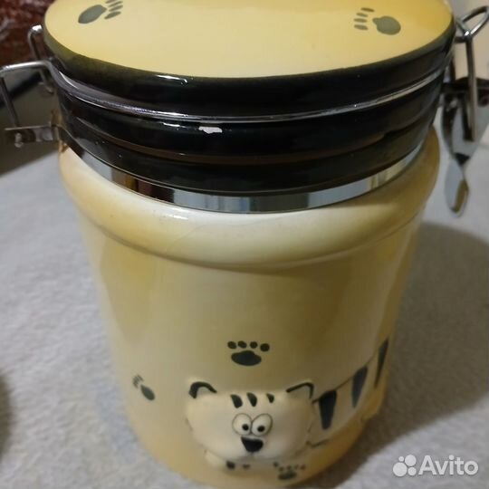 Банки для сыпучих - кошечки на кухне