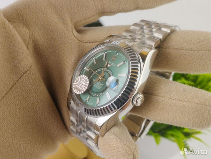 Часы мужские Rolex sky dweller зелёные