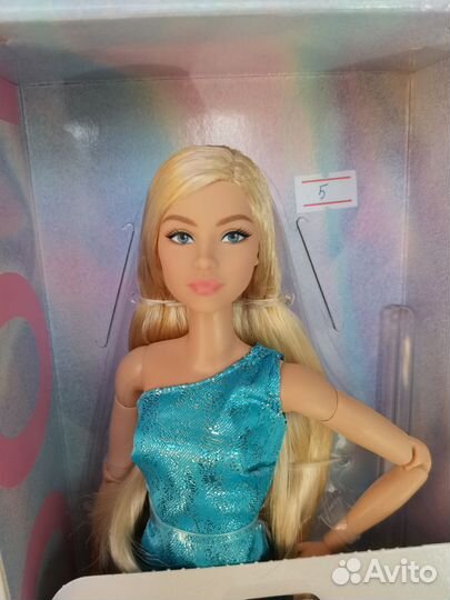 Кукла Барби