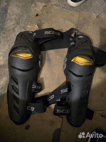 Мото наколенники