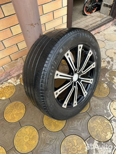Продам колеса с дисками