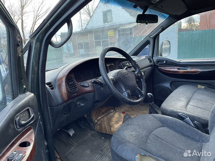 В разборе hyundai starex