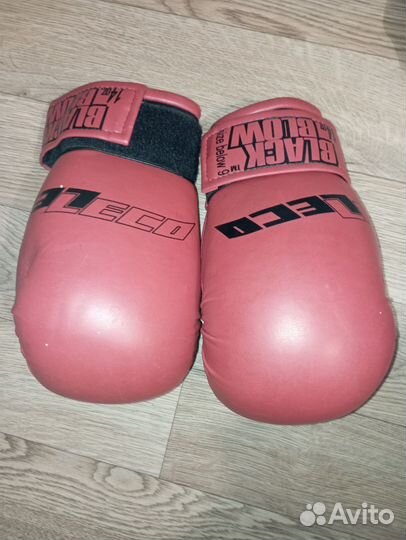 Боксерские перчатки 8 oz, 14 oz и накладки