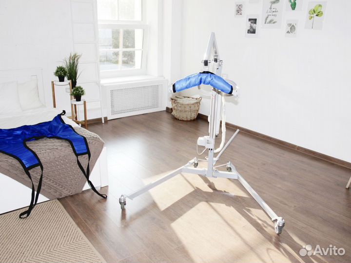 Передвижной мобильный подъемник для инвалидов