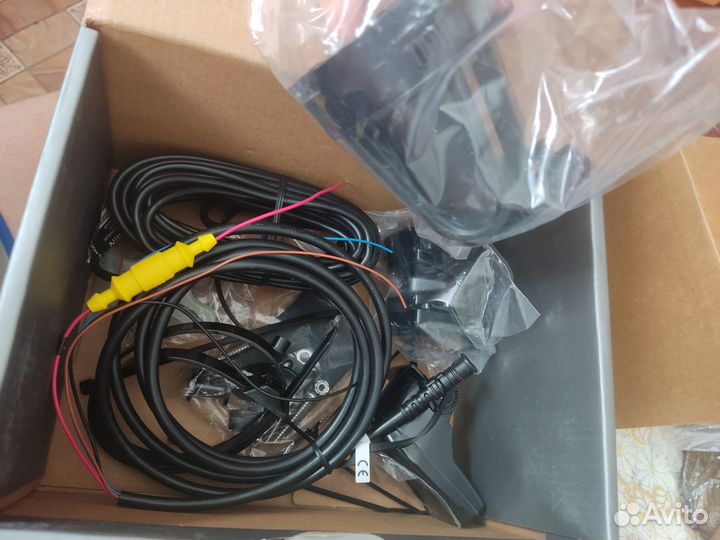 Эхолот garmin striker plus 4 + transducer