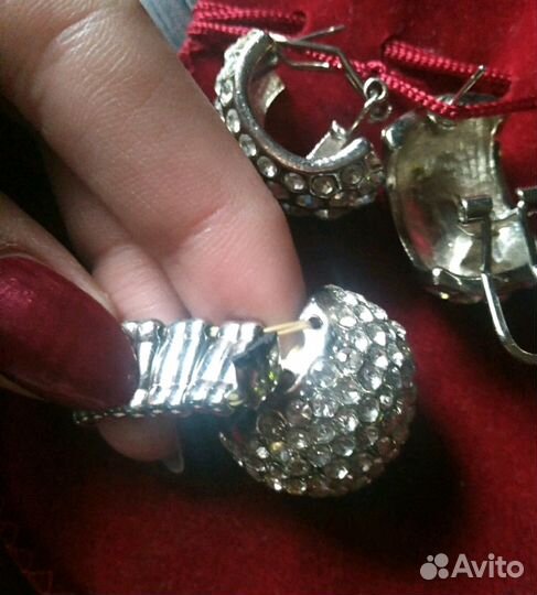 Бижутерия.Комплект