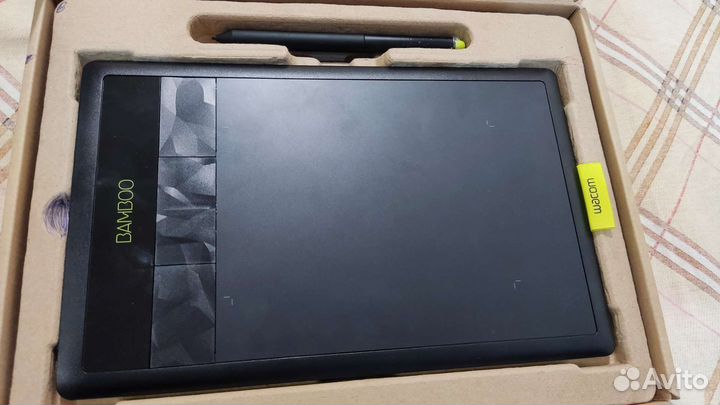Графический планшет Wacom bamboo