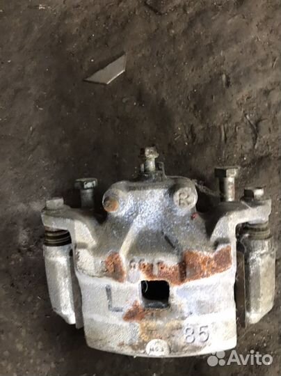 Nissan teana j32 суппорта передние