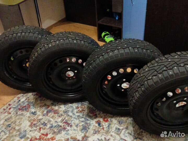 Автошины зимние r16 205 55 шип Pirelli ice zero