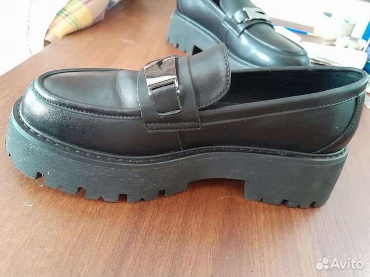 Продаю лоферы