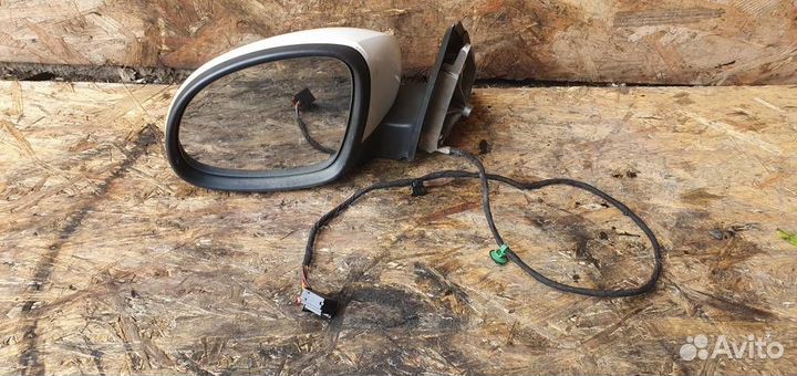 Зеркало левое электрическое Volkswagen Tiguan 200