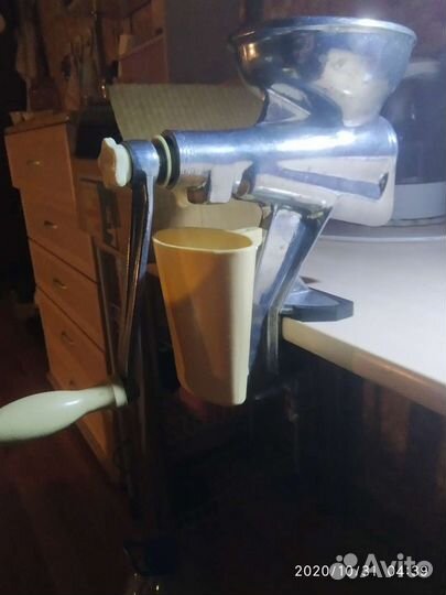 Соковыжималка