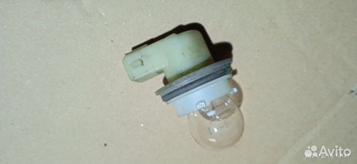 Патрон в поворотник Transporter T4