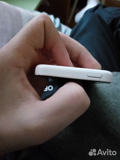 iPhone 5C, 16 ГБ
