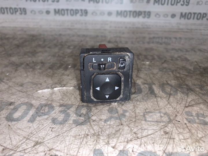 Кнопка управления зеркалами Mitsubishi Asx 1.8 I