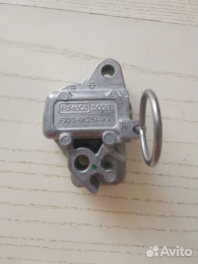 Натяжитель цепи грм land rover LR095472