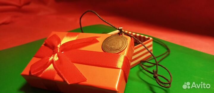 Кулоны и подвески, обереги, в подарок