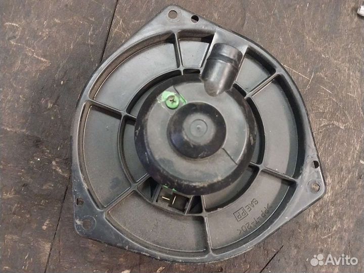 Мотор печки Subaru Impreza 1996