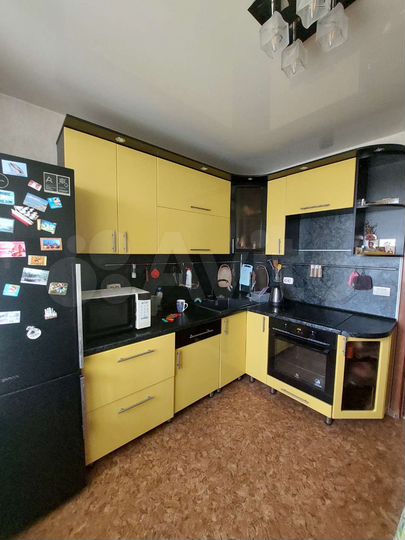 2-к. квартира, 49 м², 5/9 эт.