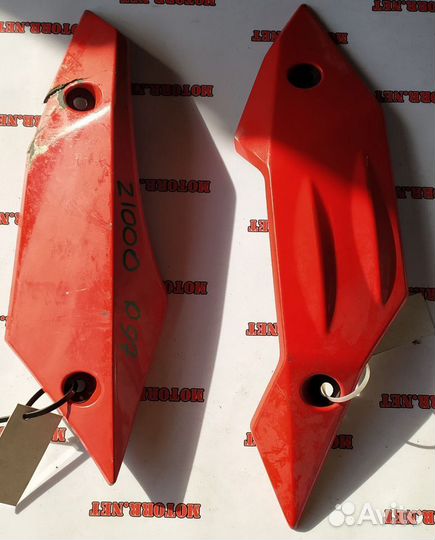 Накладка пластиковая Kawasaki ZR1000 Z1000