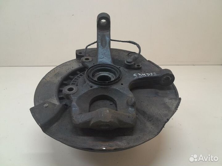 Кулак поворотный передний левый Mitsubishi Pajero