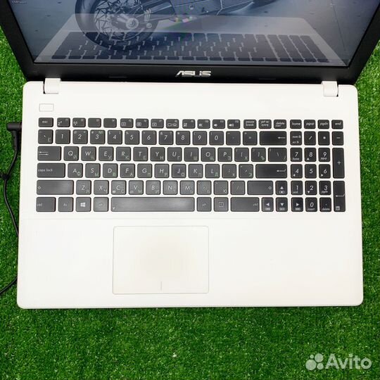 Ноутбук Asus
