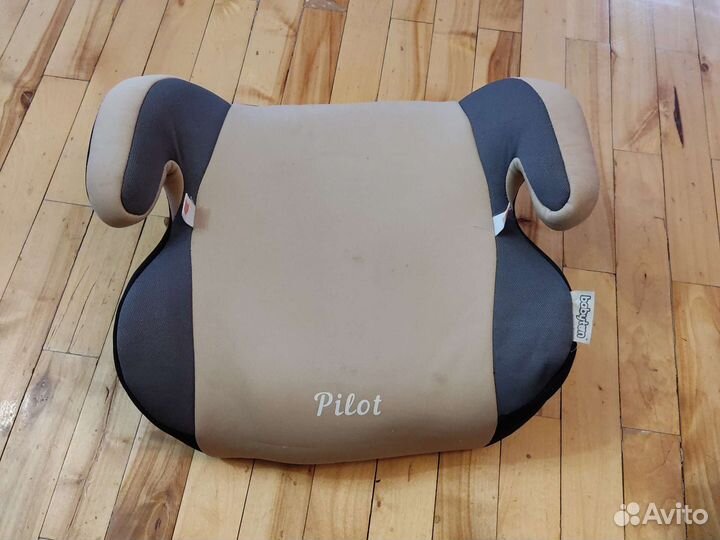 Автокресло бустер