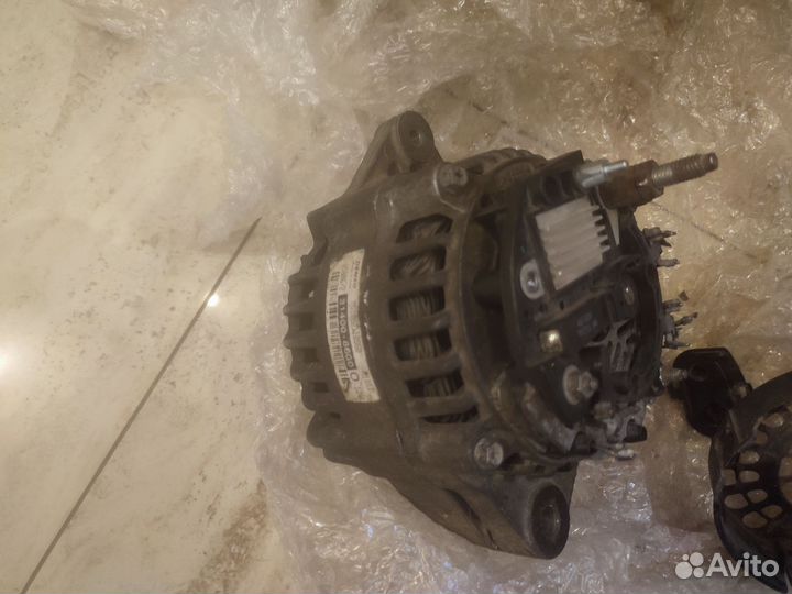 Генератор Denso, б. у