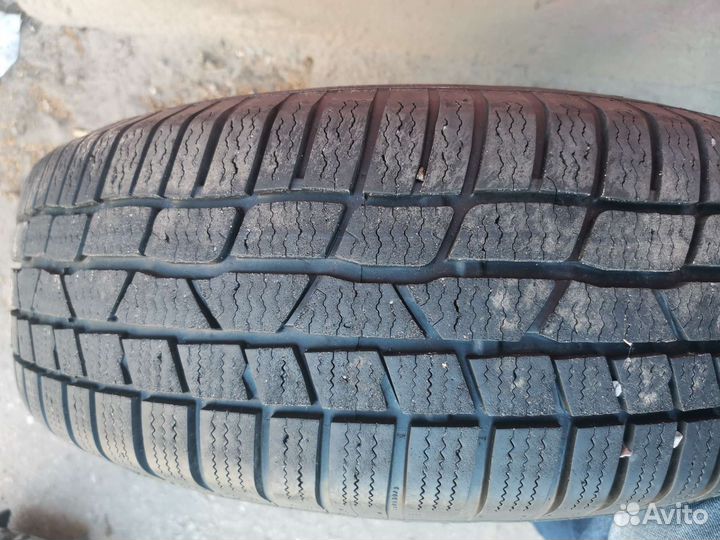 Continental ContiWinterContact TS 830 P 215/65 R17