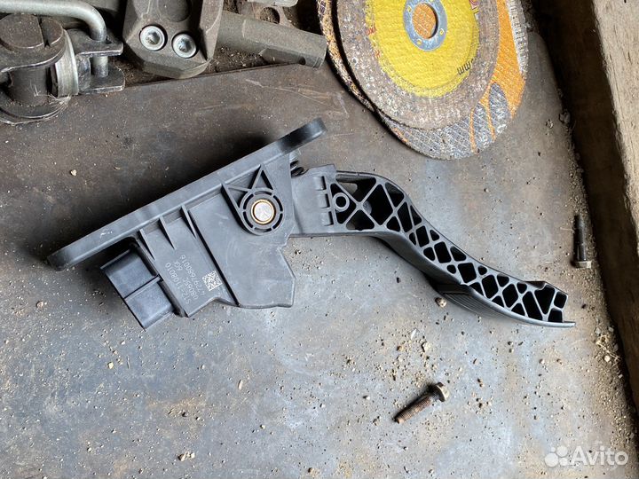 Педаль газа chery qq6