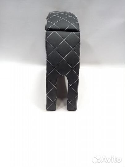 Лада ваз 2101-07 Бар подлокотник с белой строчкой