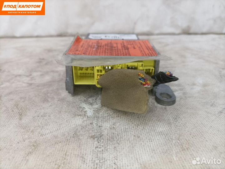 Блок управления подушками безопасности Nissan J32