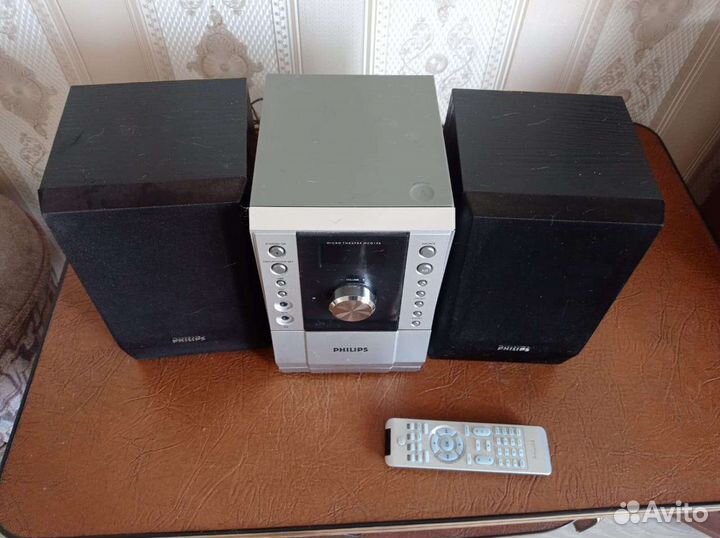 Музыкальный центр philips