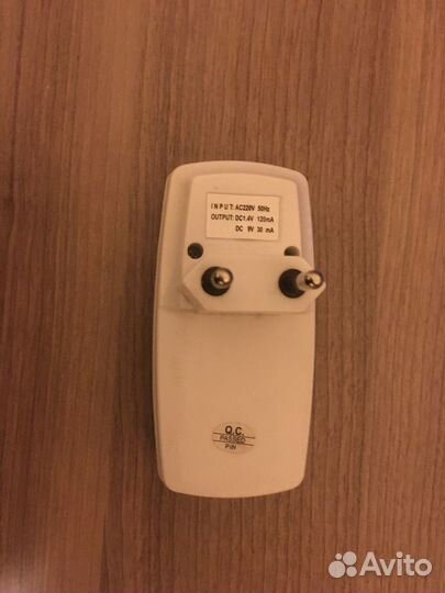 Зарядное устройство для пальчиковых батареек и кро